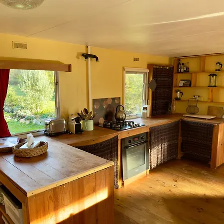 Small House, Charming Cabin, Cozy Place *