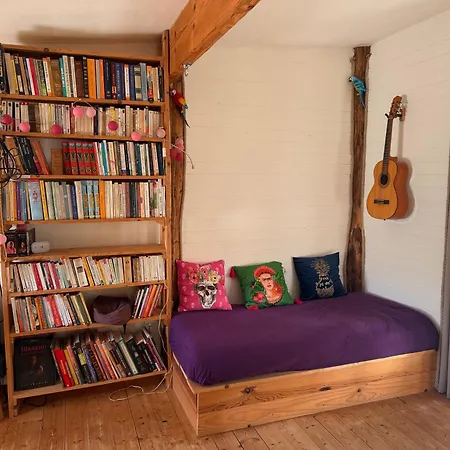 Small House, Charming Cabin, Cozy Place Nyaraló *