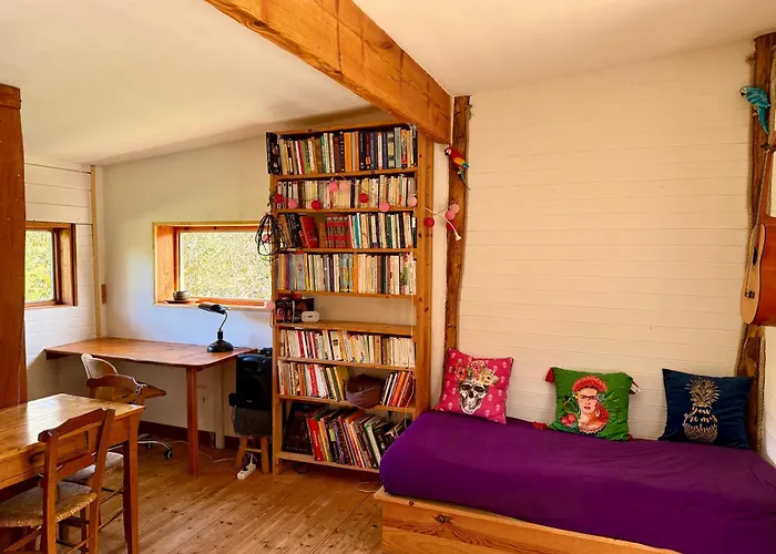 Small House, Charming Cabin, Cozy Place *