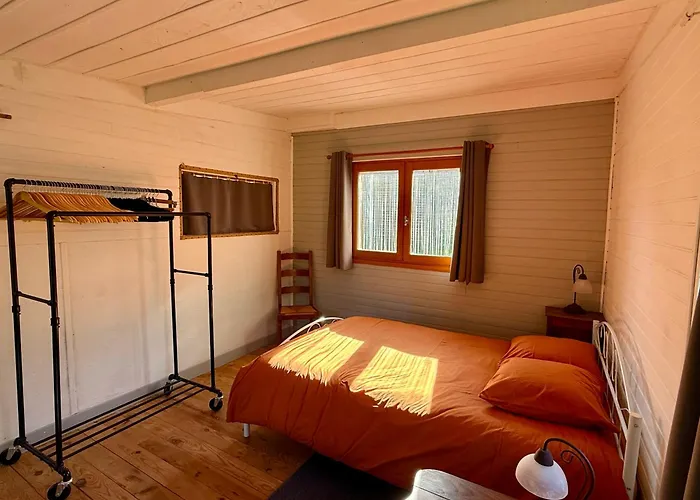 Small House, Charming Cabin, Cozy Place Montbrun-Bocage